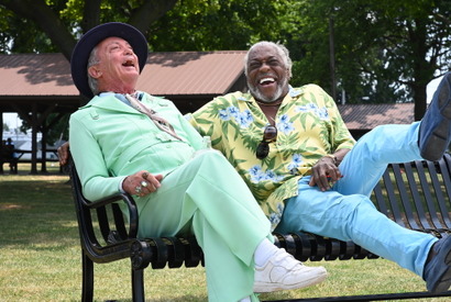 伝説のヘアメイクドレッサーが輝きを取り戻す『スワンソング』予告 画像