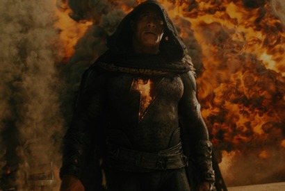 “破壊神”ドウェイン・ジョンソンが大暴れ！『ブラックアダム』最新映像＆場面写真 画像