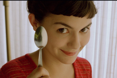 『アメリ』を味わう料理店表参道に限定登場「幻燈の料理店」 画像