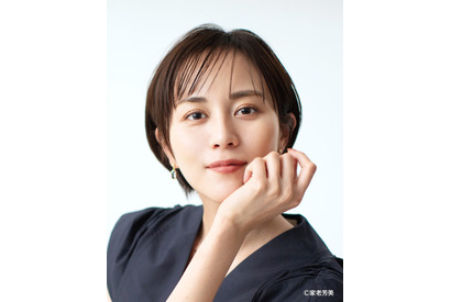 比嘉愛未、櫻井翔の妻の心臓外科医役に「大病院占拠」コメントも到着 画像