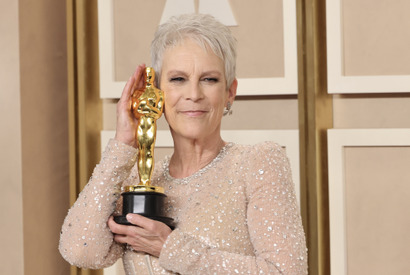 ジェイミー・リー・カーティス、トランスジェンダーの娘を応援！オスカー像をジェンダーニュートラルな代名詞で呼ぶ 画像