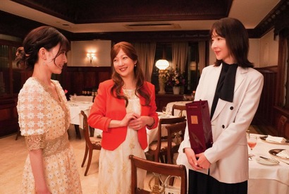 稲森いずみ“陽子”が目にしたものに「そこ裏切ってたの？」「これは泣いちゃう」などの声殺到…「夫婦が壊れるとき」2話 画像