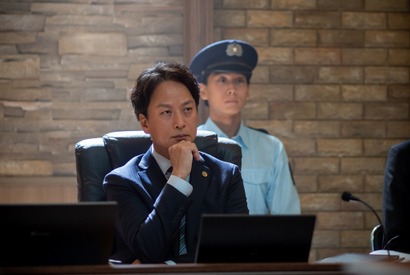 椎名桔平“弁護士”が主人公、法廷サスペンス「事件」8月放送 画像