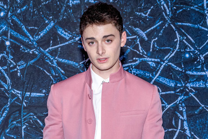 ゲイ公表から半年、ノア・シュナップがプライド・マーチに初参加したことを報告 画像