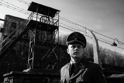 ディズニー王子もこなすビリー・マグヌッセン、『アウシュヴィッツの生還者』での難役を語る 画像