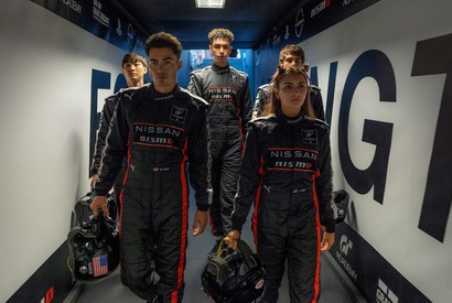 ゲーマーから本物のプロレーサー目指す若者描く『グランツーリスモ』最新予告＆新場面写真 画像