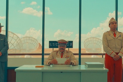 ジュニア宇宙科学者にアメリカ政府が圧力をかける？『アステロイド・シティ』本編映像 画像