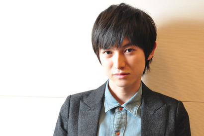 本郷奏多インタビュー　ダークなイメージは「“実はいい人”って思われるからプラス」!? 画像