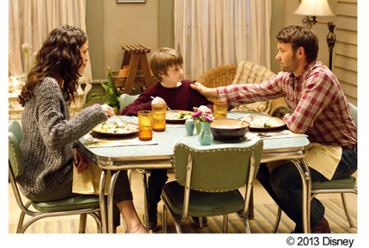 足に葉っぱが生えた少年の力とは？『ティモシーの小さな奇跡』本編映像を本邦初公開 画像