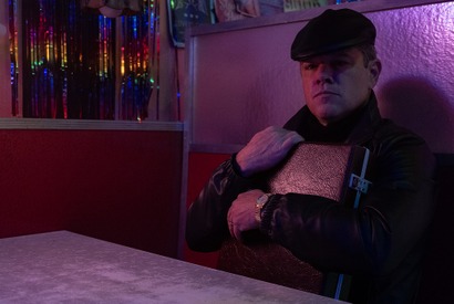 マット・デイモン、謎の上院議員役で登場『ドライブアウェイ・ドールズ』本編映像 画像