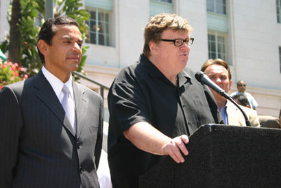 向かうところ敵だらけ?　ムーア監督、アメリカ人精神を正面から叩き直す！ 画像