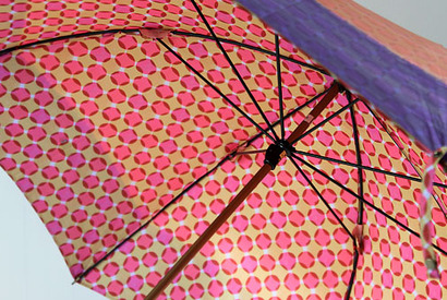 雨の日も晴れの気分　ファッションに日本のテキスタイルで彩るグリデカナの傘を 画像
