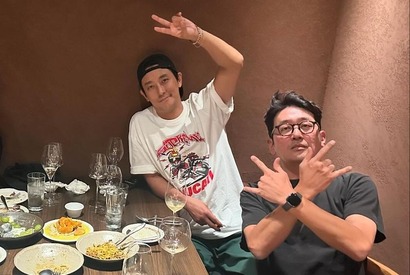 ハ・ジョンウ、チュ・ジフンが食事会！プライベートでのお茶目な姿に大反響「私もまぜて」【PHOTO】 画像