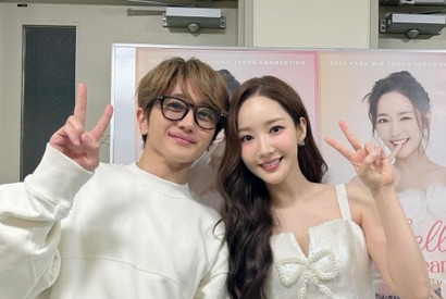 来日した女優パク・ミニョン、Nissyと並んで“ピース”。日本ファンミの舞台裏を公開【PHOTO】 画像