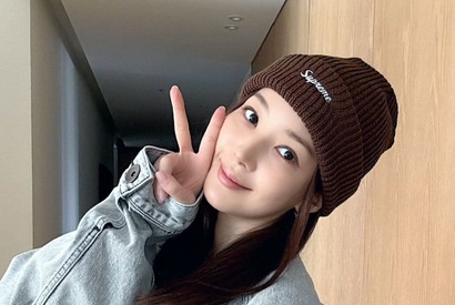 女優パク・ミニョン、どの角度で見ても“桁違い”の美貌！タンクトップから真っ白な二の腕があらわに【PHOTO】 画像