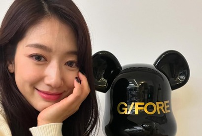 女優パク・シネ、「ママになっても可愛さは永遠」と話題！アップで撮られても欠点0の美しさ【PHOTO】 画像