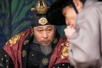 『ミセン』『財閥家の末息子』俳優イ・ソンミン、朝鮮王朝の初代王・李成桂役で存在感放つ！ 画像