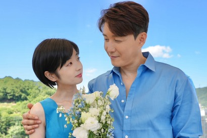 俳優シム・ヒョンタクと“18歳年下”日本人妻のサヤさん、第1子出産を報告「言葉にならないほど愛くるしい」 画像