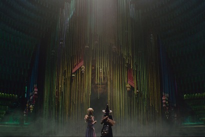 『ウィキッド ふたりの魔女』オズの魔法使いとの初対面シーン到着 画像