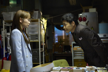 川栄李奈＆安田顕「ダメマネ！」クランクイン「笑いが絶えない現場」 画像