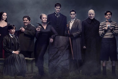 「今年は家族が学園に来る」新展開も？「ウェンズデー」S2特別映像 画像