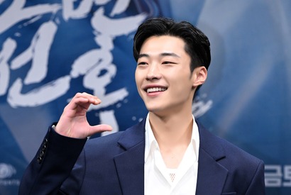 『朝鮮弁護士カン・ハンス』で見せた新境地、ウ・ドファンの緻密な感情演技の真髄 画像