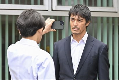 「怪しすぎる」高橋英樹“国定会長”に疑惑の声上がる…「キャスター」7話 画像