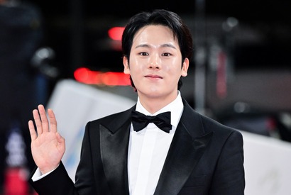 『ムービング』ボンソクから一変、イ・ジョンハが新プロフィールで見せた“大人の男”の顔 画像