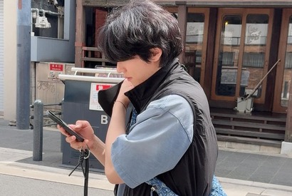 チェ・ジョンヒョプ、日本で撮られた自然体の姿…“以前と同じ場所”に出没！「飛んでいきたい」【PHOTO】 画像