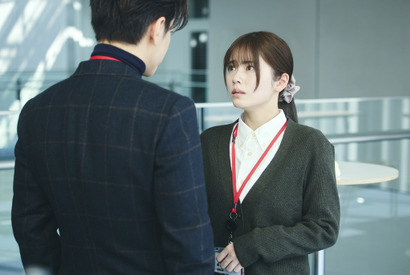 小芝風花＆佐藤健「私の夫と結婚して」タイムリープや同窓会…1話・2話場面写真到着 画像