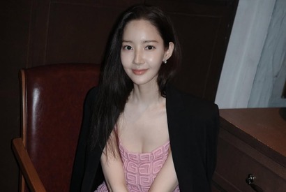 『私の夫と結婚して』本家女優パク・ミニョン、気品漂うドレス姿にため息「白雪姫そのもの」【PHOTO】 画像