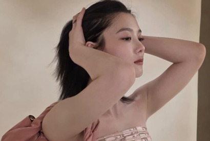 『トンイ』名子役キム・ユジョン、 スカーフトップで魅せた大人の色香…「少女だった彼女はどこへ？」【PHOTO】 画像