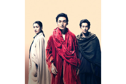 草彅剛、悟りに至る求道者を熱演！舞台「シッダールタ」杉野遥亮＆瀧内公美＆中沢元紀らも参加へ 画像