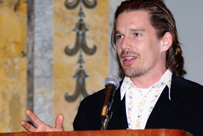 イーサン・ホークが明かす「僕の結婚が失敗に終わった理由」 画像