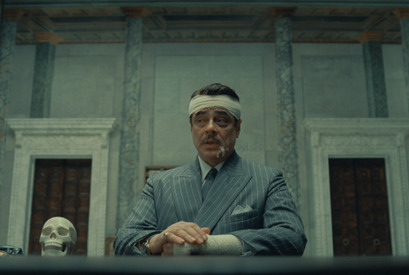 疎遠だった父娘の気まずい？再会シーン『ザ・ザ・コルダのフェニキア計画』本編映像 画像