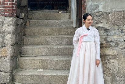 『太陽を抱く月』を思い出す…女優ハン・ガイン、端正な韓服姿で放った“変わらぬ美しさ”【PHOTO】 画像