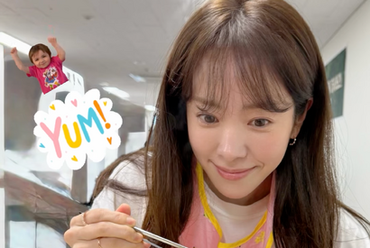 『イ・サン』女優ハン・ジミン、満腹で寝る姿も“かわいい！”共演したソン・ソックからの差し入れに大喜び【PHOTO】 画像