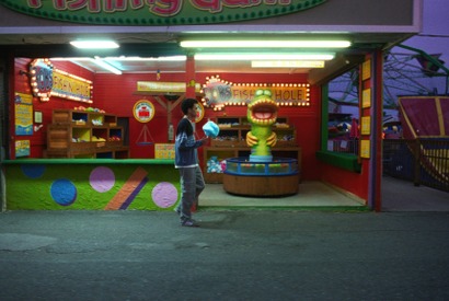 「クイアの若者による自分探しの旅」新鋭監督ジェーン・シェーンブルンが語る『テレビの中に入りたい』特別映像 画像