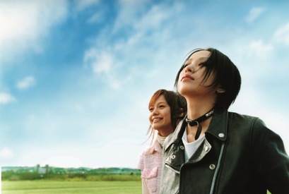 映画『NANA』リバイバル上映決定に「観に行くしかないじゃん」「神すぎる」 20年経ても色褪せない人気 画像