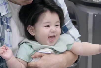 チェ・ジウも仰天した俳優シム・ヒョンタクの息子ハル君、人生初の水泳にチャレンジ 画像