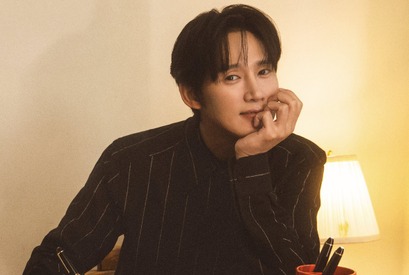 パク・ソンフンが“PRESTIGE Hong Kong”9月号カバーで放つ圧倒的存在感 画像