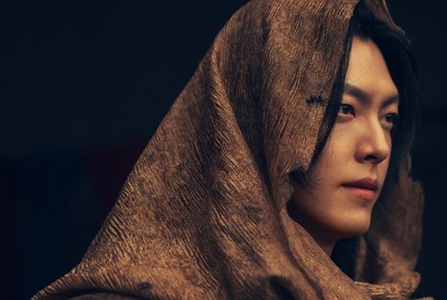 『魔法のランプにお願い』でキム・ウビンがランプの精に大変身、視聴者を魔法の世界へ 画像