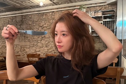 『赤い袖先』女優イ・セヨン、飾らなくても“女優オーラ”は隠せず「深刻にかわいい」【PHOTO】 画像