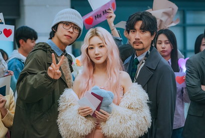 『コンフィデンスマンKR』パク・ミニョンが低視聴率を超えて輝く、最終回直前にビハインド公開 画像