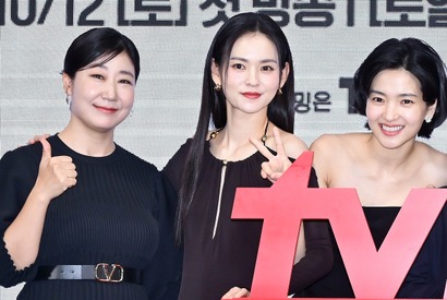 『ジョンニョン』『私の完璧な秘書』出演女優が電撃結婚!!キム・ユネが花嫁に!! 画像