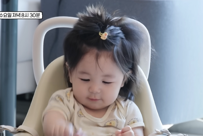 俳優シム・ヒョンタクの愛息ハルちゃん、“初りんご”に可愛さ炸裂！新しいモクバン誕生 画像