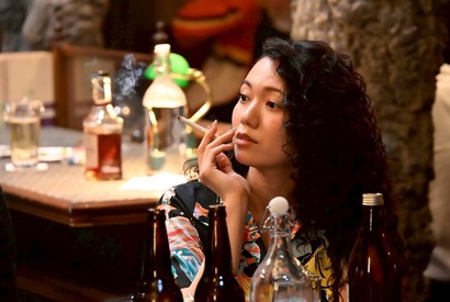 「刺激的」「ガチバトル面白かった」二階堂ふみ“リカ“と浜辺美波“樹里”の言葉の応酬に興奮の声上がる…「もしもこの世が舞台なら、楽屋はどこにあるのだろう」6話 画像