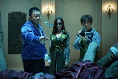 マ・ドンソクが“会社設立”を提案『悪魔祓い株式会社』悪魔と拳で戦うバウ社長たちの新場面写真 画像