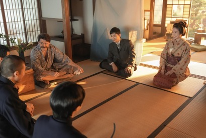 「ばけばけ」第40回あらすじ・場面写真　錦織とトキも交え、ヘブンのことを知るためのクイズ大会が始まる…11月21日放送 画像