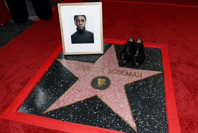『ブラックパンサー』故チャドウィック・ボーズマンがハリウッドの殿堂入り 2828番目の星を獲得 画像